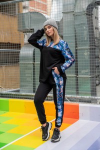 BLACK BLOUSE WITH FINGERS - PARNASSOS