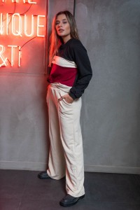 BEIGE BELL PANTS - PYRGOS
