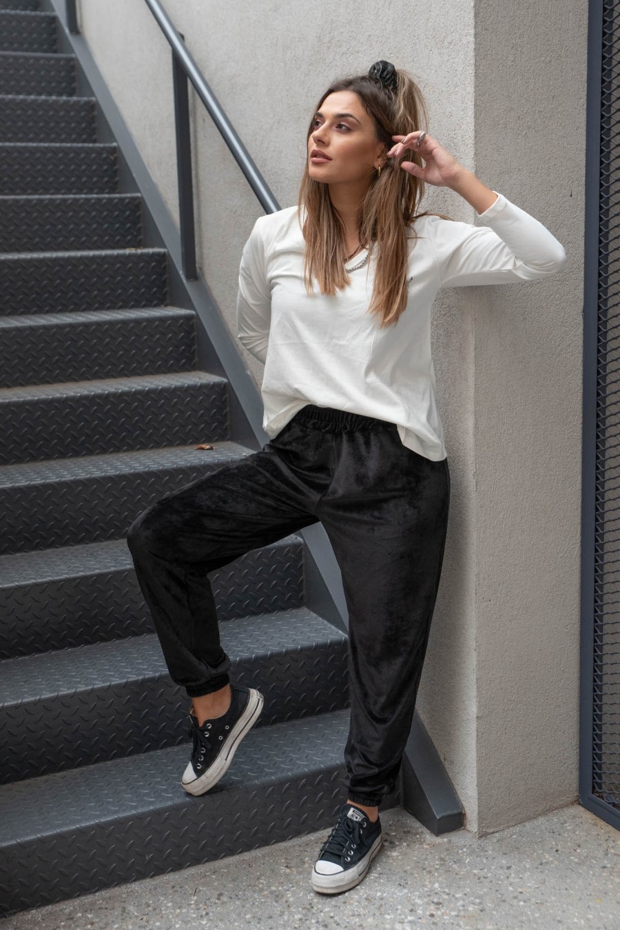 BLACK VELVET TROUSERS - OITI