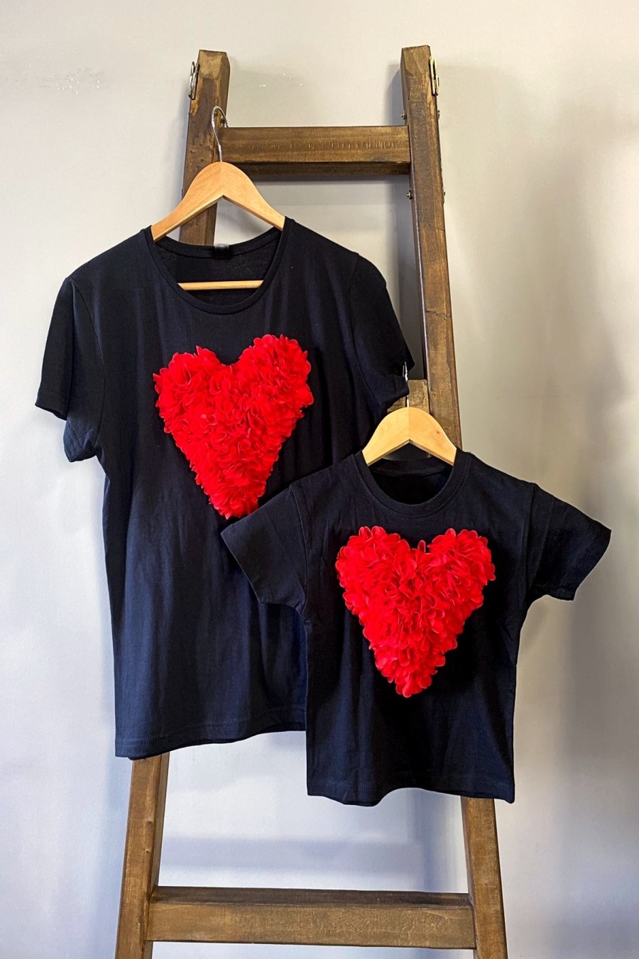  Set of black T-shirts with 3D red heart