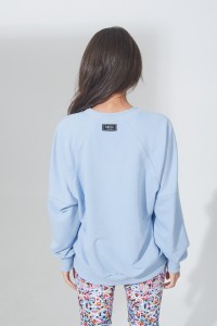 SWEATER BLOUSE WITH BLUE EMBROIDERY