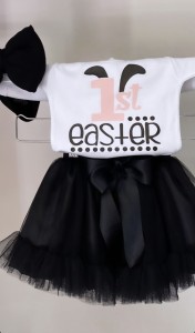 Φορμάκι λευκό my 1st Easter μαύρο και ροζ 