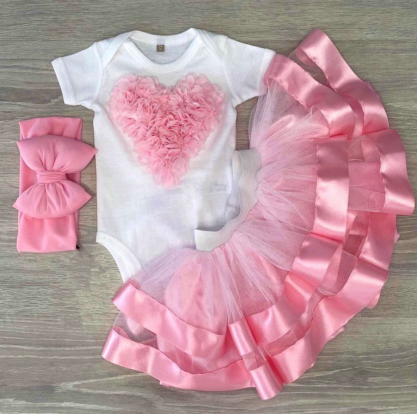 Set of 3D pink heart with tutu double pink rally