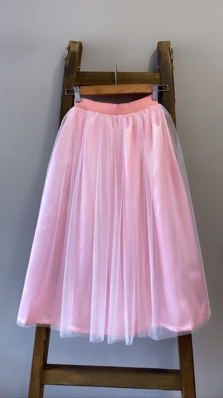 Pink maxi tutu skirt with pink elastic