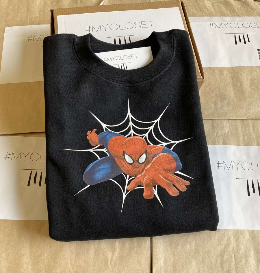 Black Spiderman sweatshirt