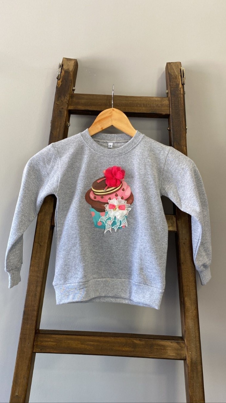 Gray sweatshirt 3D Cupcake cookie