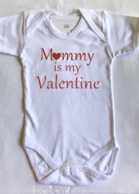 Φορμάκι λευκό Mommy is my Valentine 