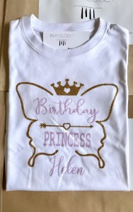 Μπλουζάκι λευκό κοντομάνικο Birthday Princess πεταλούδα με όνομα 