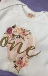 Φορμάκι λευκό κοντομάνικο floral αερόστατο / one 