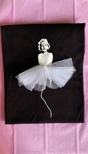 Monroe short-sleeved blouse