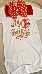 Φορμάκι λευκό My 1st birthday / 1 κόκκινο Minnie Mouse και όνομα 