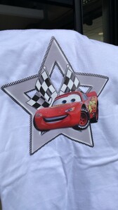 Μπλουζάκι λευκό Μακουίν αστέρι 